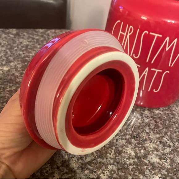 Rae Dunn Red Christmas Treats Canister  New - Picture 3 of 7